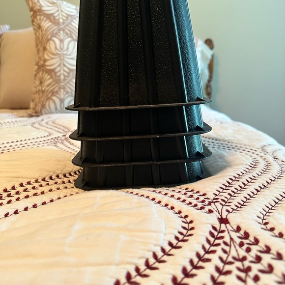 Bed Risers - Picture 2 of 2